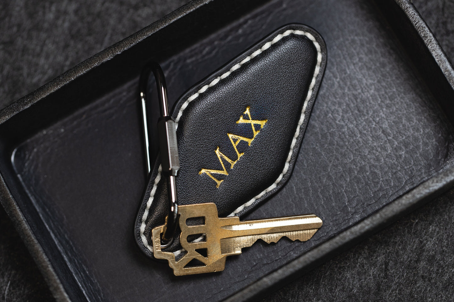 Embossed Diamond Leather Keychains (Name) - Modern Leather Keychain Fob, Custom Gift for New Driver, Student Car Key Holder, Back to School