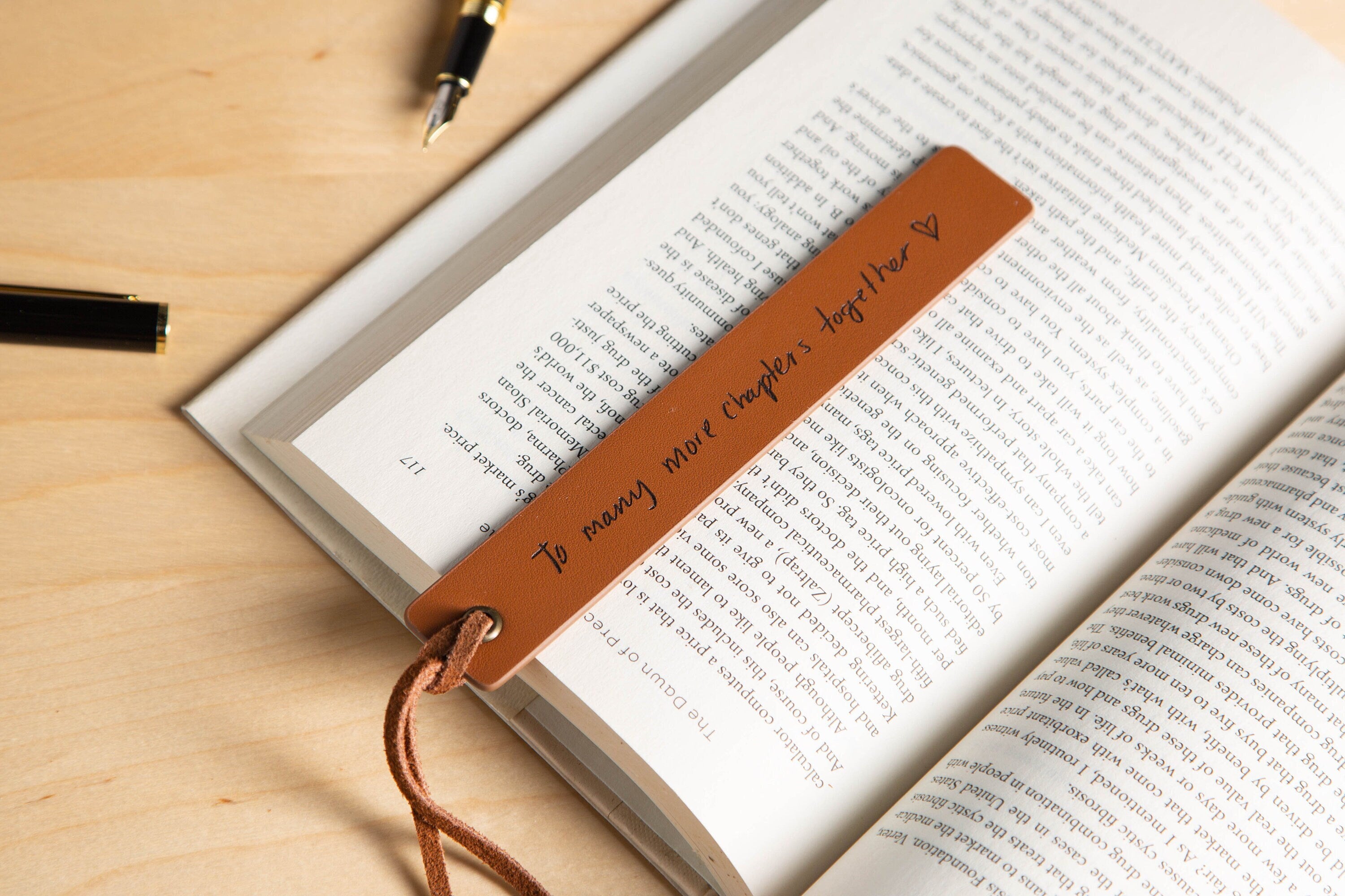 Engraved leather bookmark, handwritten children's note for mom, bookmark custom 3rd anniversary gift for wife, unique gift, gift for reader
