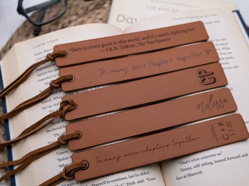 Engraved leather bookmark, handwritten children's note for mom, bookmark custom 3rd anniversary gift for wife, unique gift, gift for reader