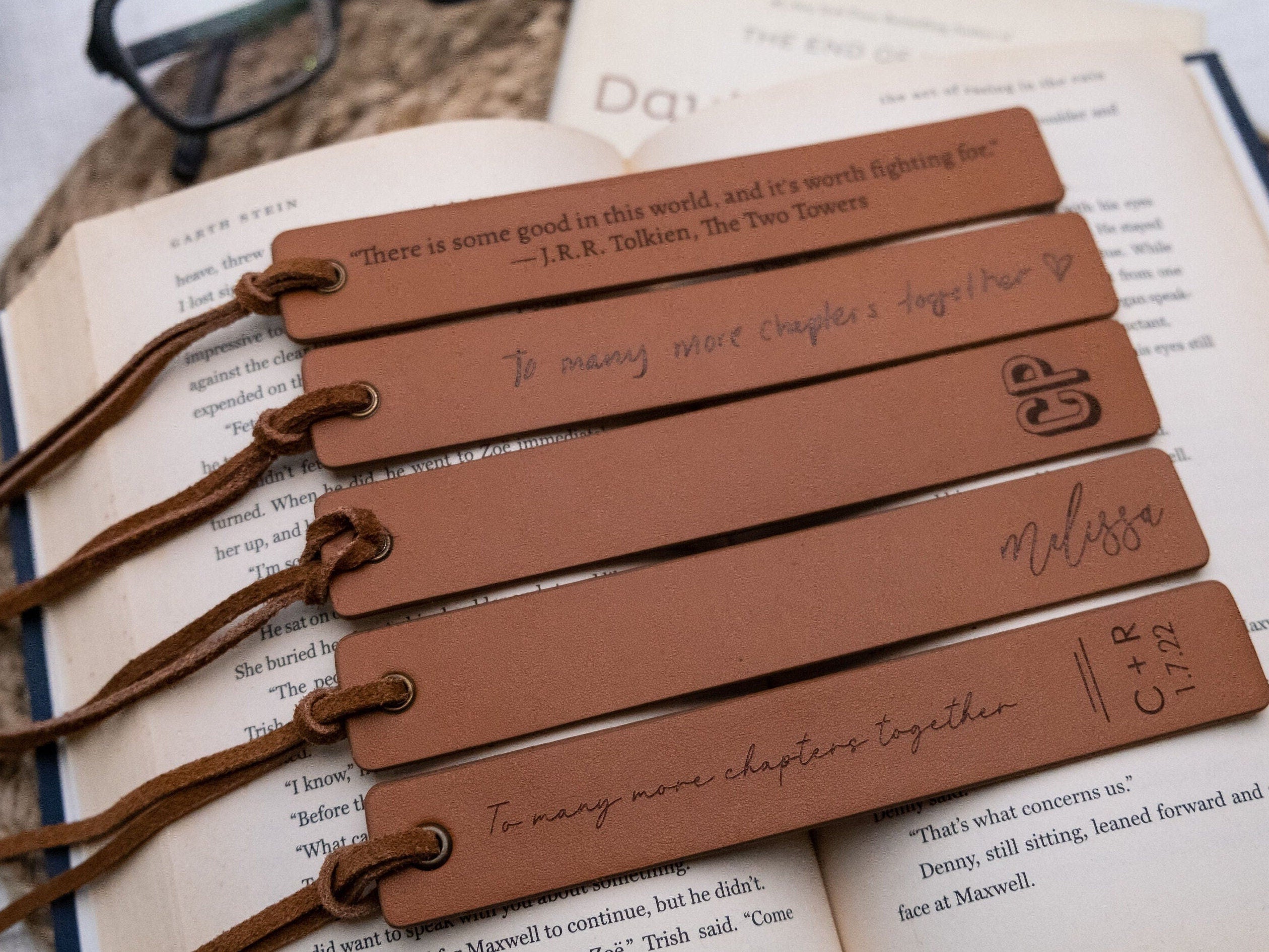 Engraved leather bookmark, handwritten children's note for mom, bookmark custom 3rd anniversary gift for wife, unique gift, gift for reader