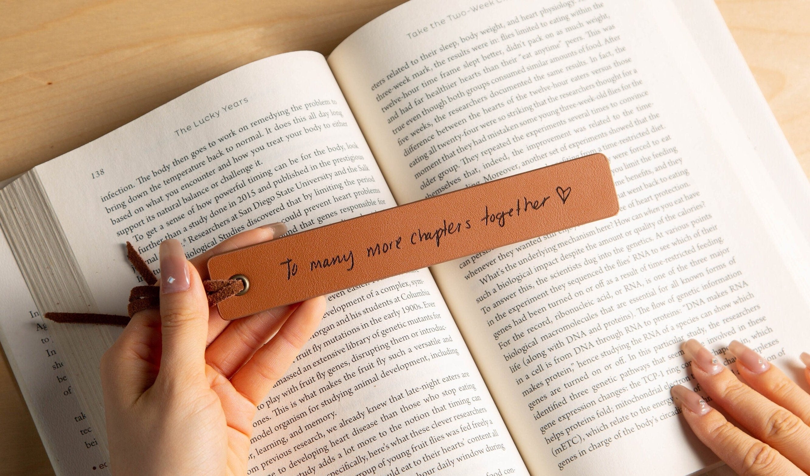 Engraved leather bookmark, handwritten children's note for mom, bookmark custom 3rd anniversary gift for wife, unique gift, gift for reader