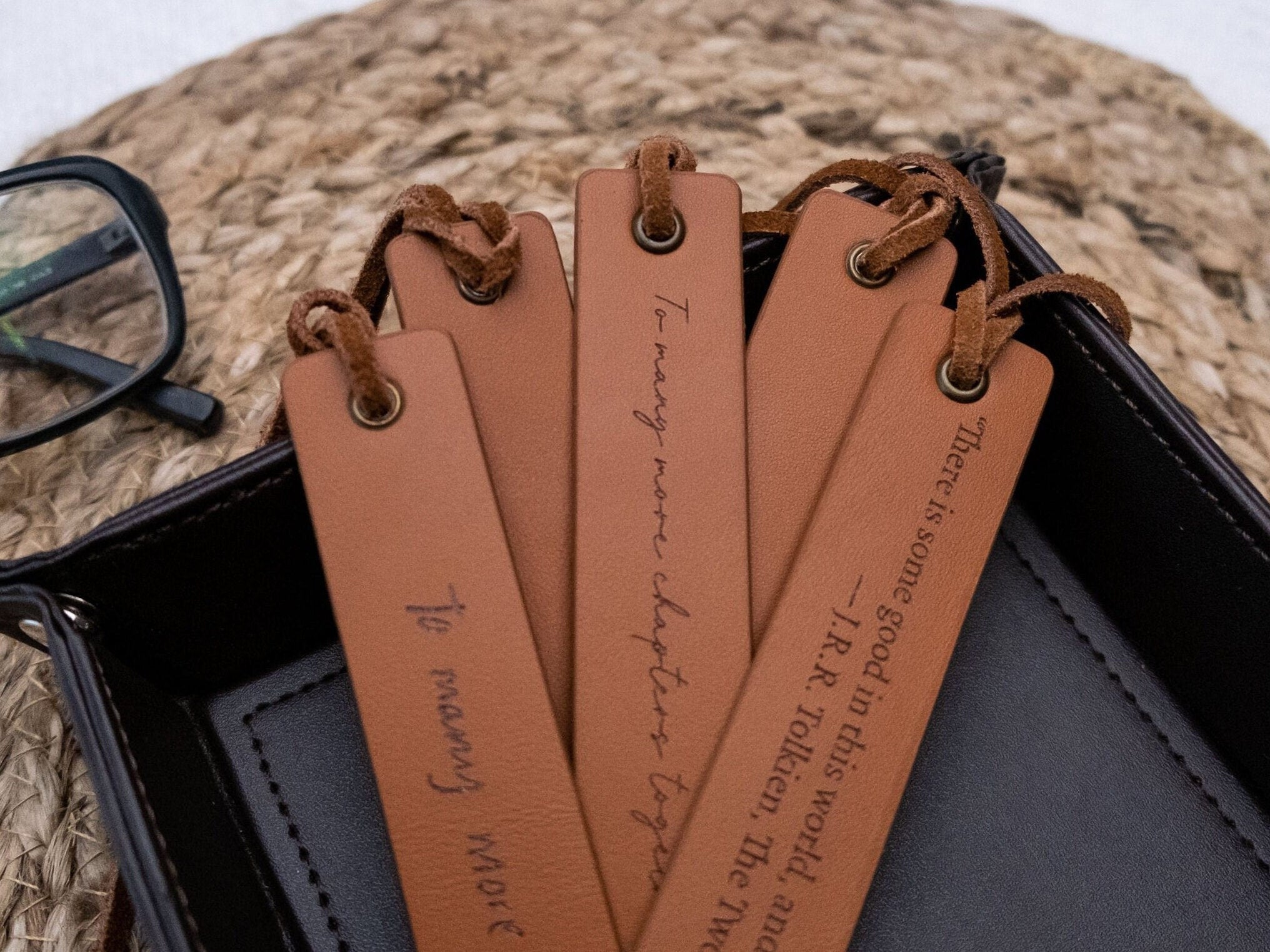 Engraved leather bookmark, handwritten children's note for mom, bookmark custom 3rd anniversary gift for wife, unique gift, gift for reader