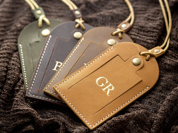 Embossed leather luggage tag w/ contact card - Custom foil name travel bag tag, Personalized gift for her, wife, mom, gift for traveler