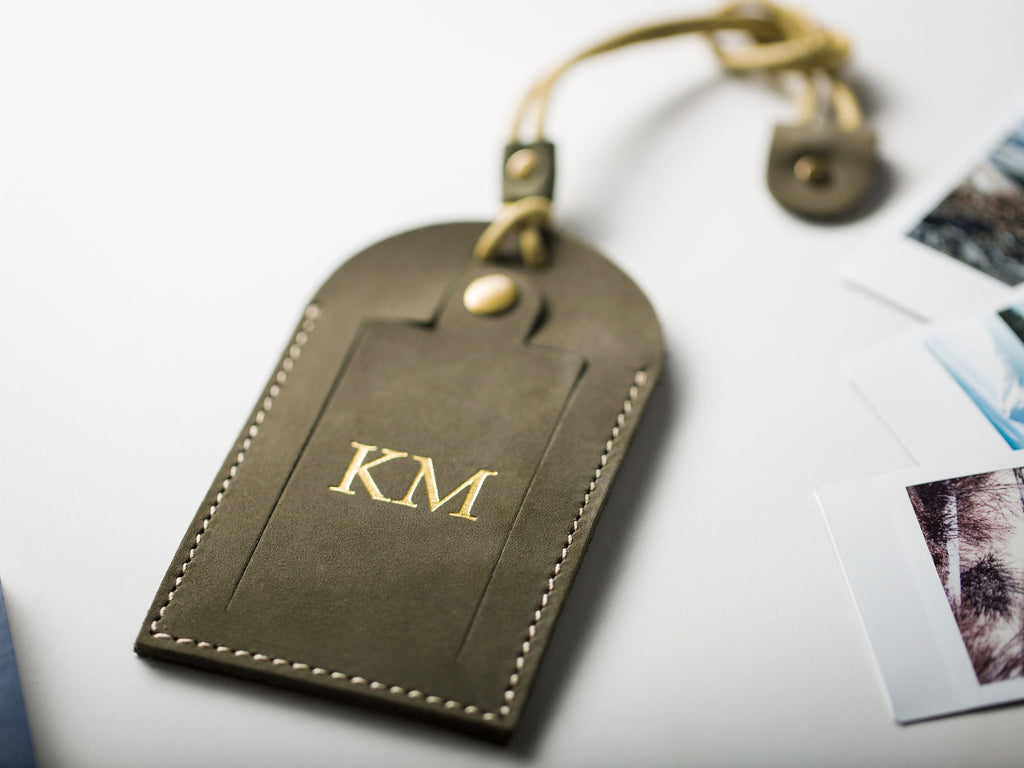 Embossed leather luggage tag w/ contact card - Custom foil name travel bag tag, Personalized gift for her, wife, mom, gift for traveler