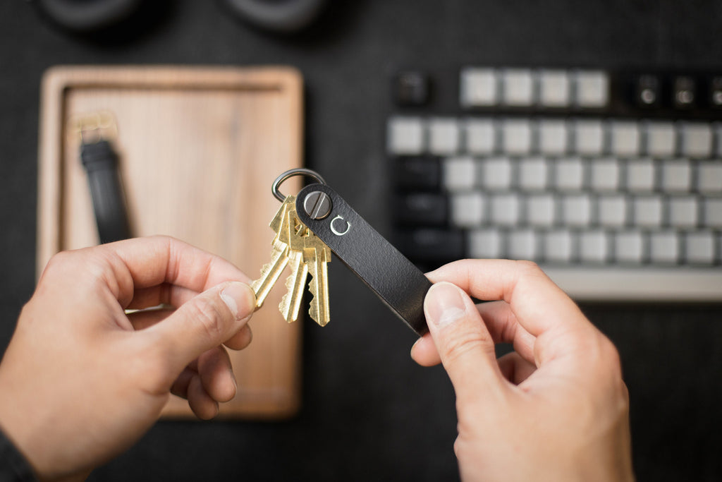 Embossed Leather Strap Key Chains (Initial) - Custom Mens Monogram Keychain Wristlet, Personalized Gift for Him Husband Dad Father Boyfriend