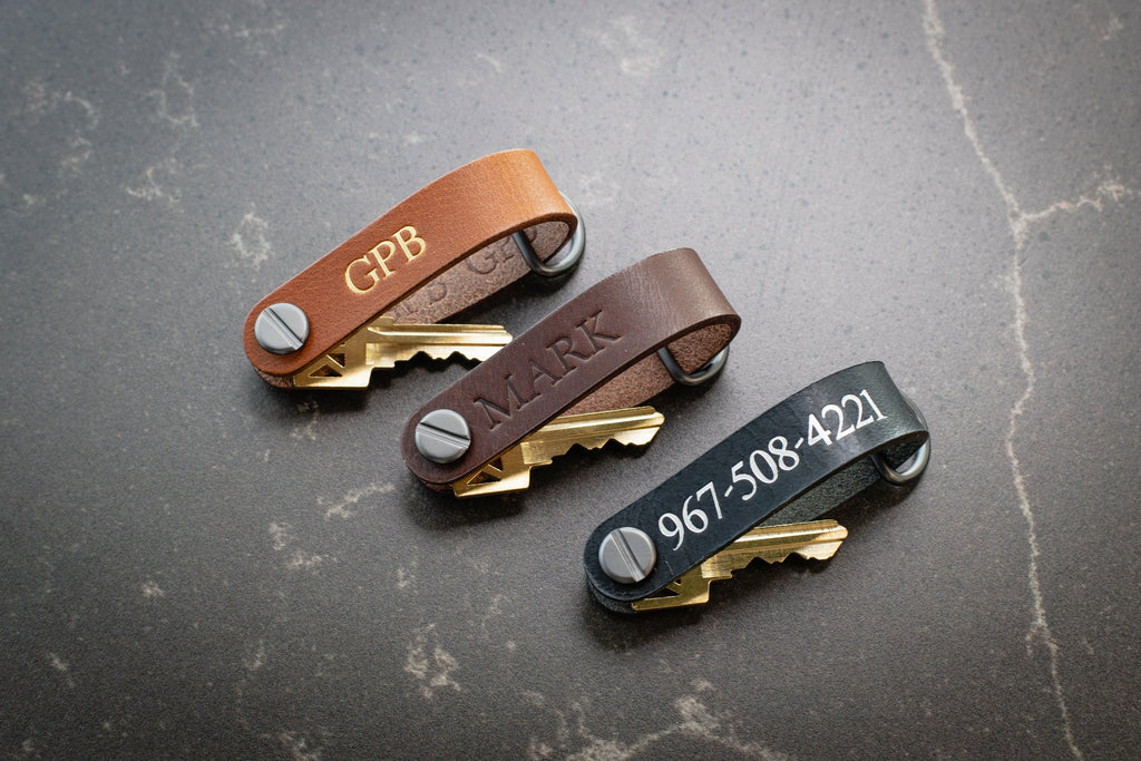 Embossed Leather Strap Key Chains (Name) - Custom Leather Key Ring Holder, Personalized Leather Gift, Gift for Parent, GIft for Boyfriend