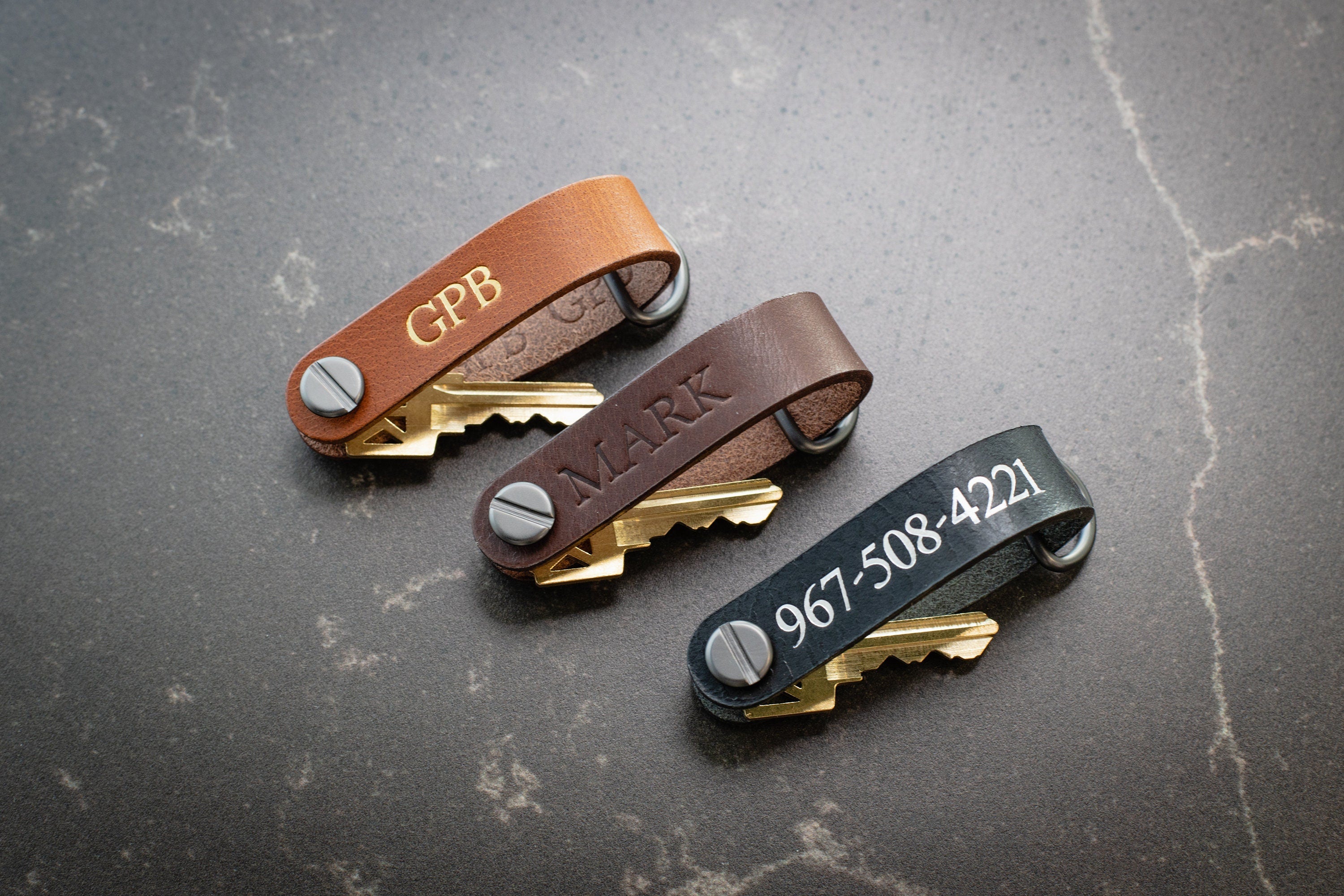 Embossed Leather Strap Key Chains (Name) - Custom Leather Key Ring Holder, Personalized Leather Gift, Gift for Parent, GIft for Boyfriend