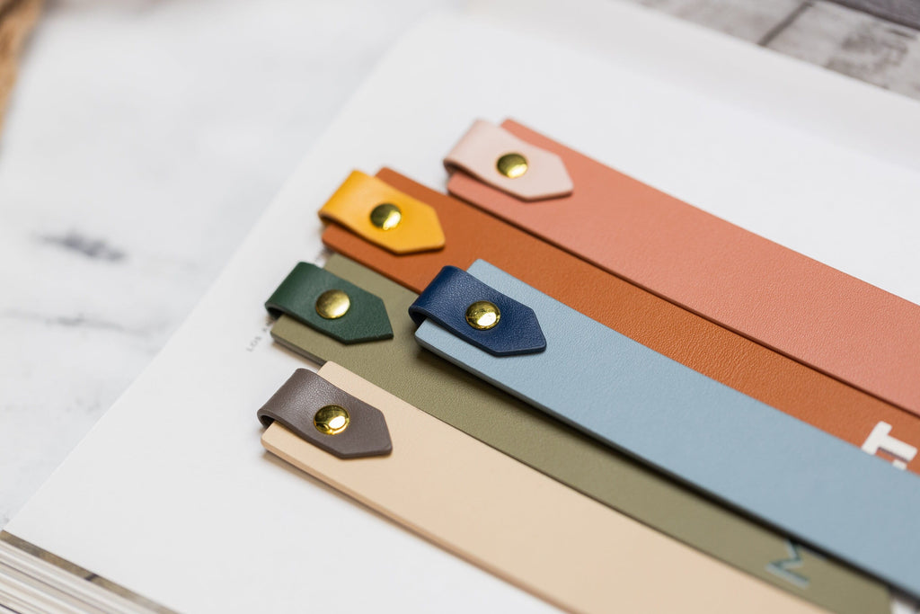 Personalized leather bookmark w/ loop (design 1) - custom page marker reading literary essential new college student back to school gift