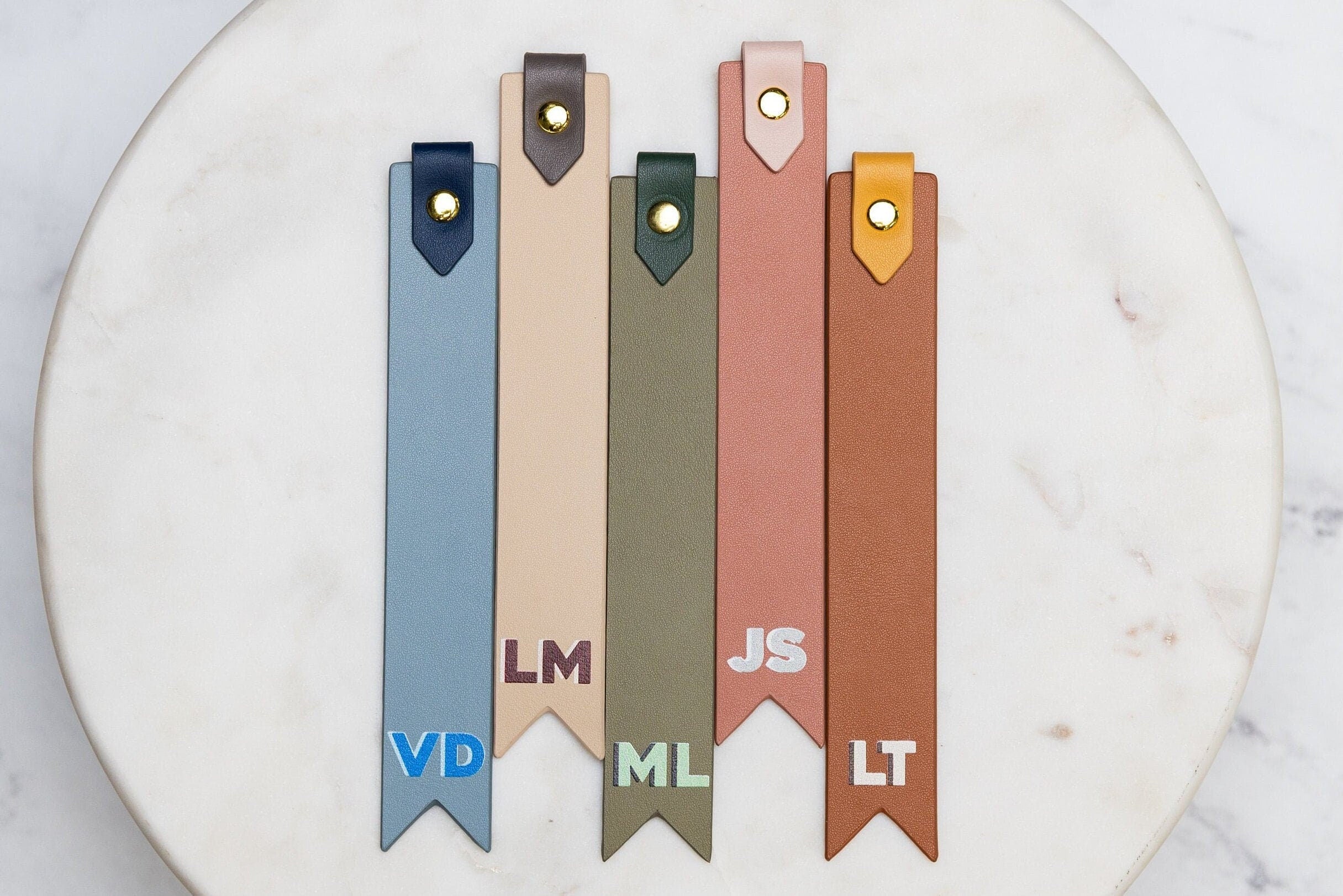 Personalized leather bookmark w/ loop (design 1) - custom page marker reading literary essential new college student back to school gift