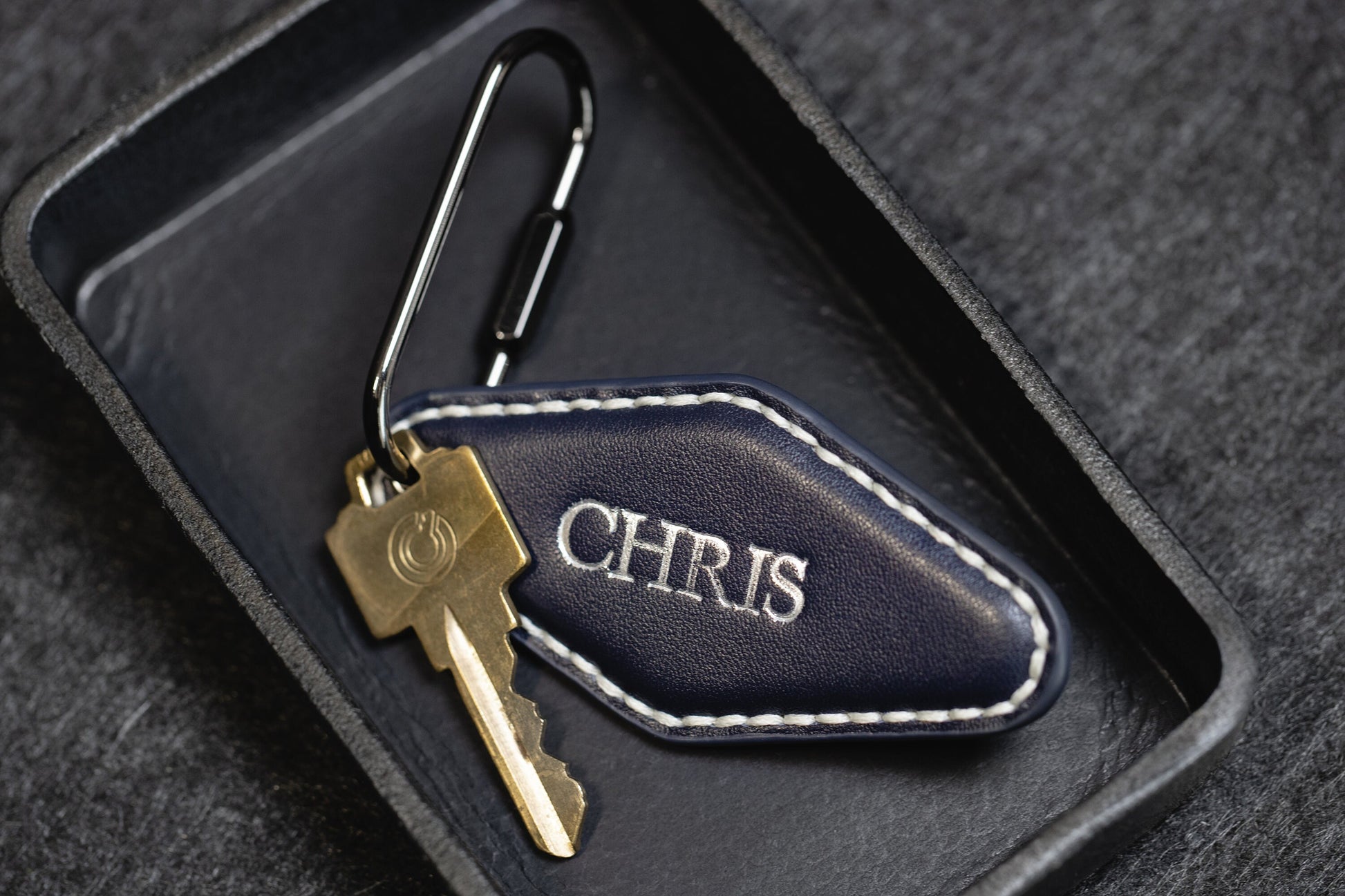 Embossed Diamond Leather Keychains (Name) - Modern Leather Keychain Fob, Custom Gift for New Driver, Student Car Key Holder, Back to School