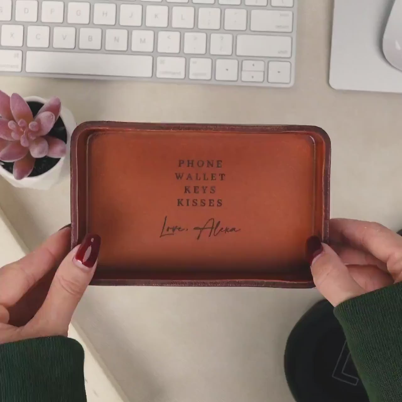 Vegetable Tanned Hard Leather Valet (design 6) - Personalized Catchall Tray, Anniversary Gift for Him, Gift for Dad, Nightstand Organizer